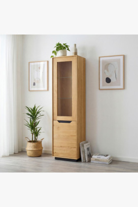 Tömör tölgyfa egyajtós vitrin üvegajtókkal, natúr tölgy színű